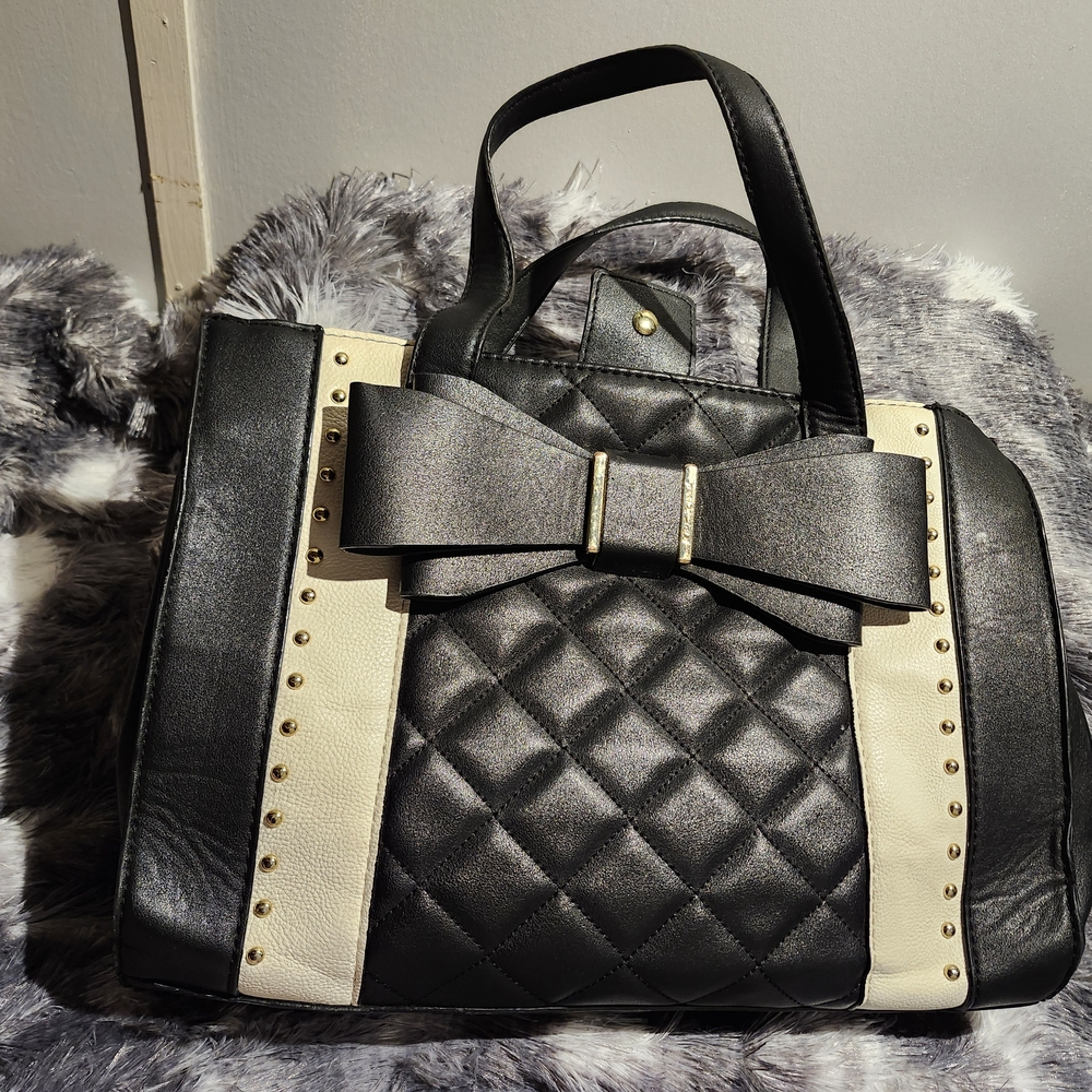 Elegant Black and White Quilted Tote Bag BETSEY JOHNSON BAG
